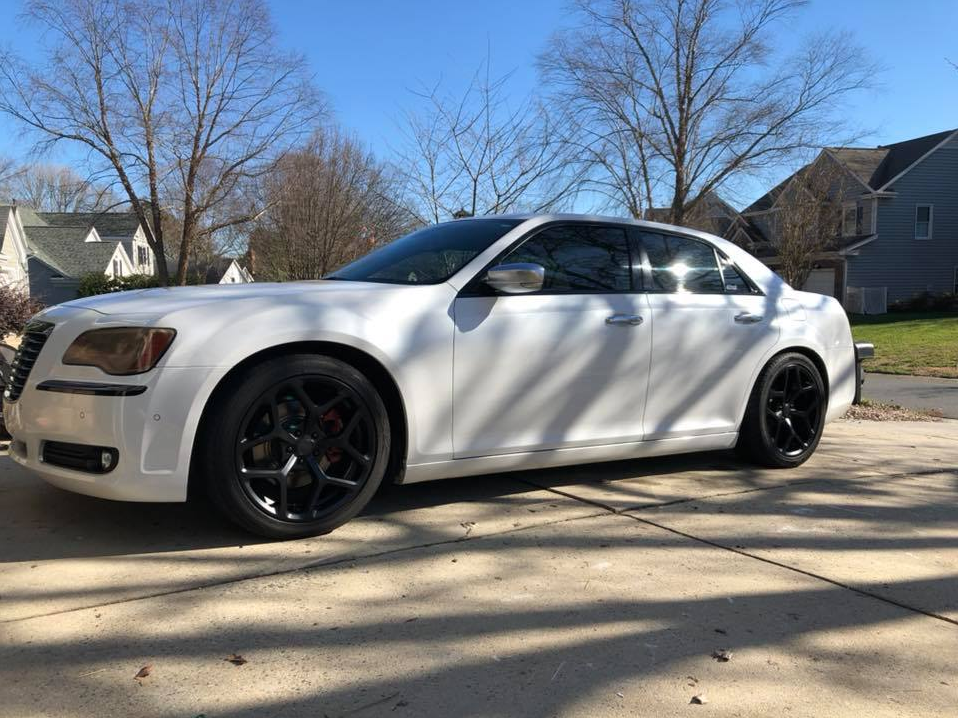 275 40 20 All Around Chrysler 300C SRT8 Forums